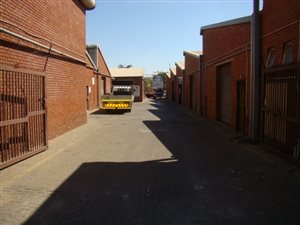 Commercial space in Koedoespoort Industrial