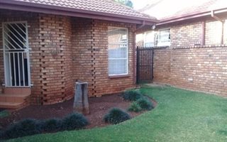3 Bedroom Townhouse in Doringkloof