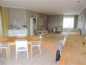 3 Bed Simplex in La Lucia