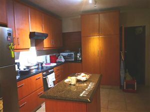 3 Bed House in Sunningdale