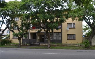 660 m² Commercial space in Southernwood