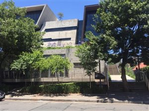 1645 m² Office Space in Parktown