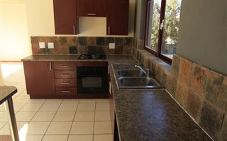 2 Bedroom Apartment in Honeydew