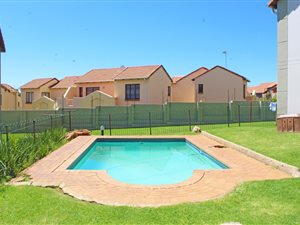 3 Bed Townhouse in Mondeor