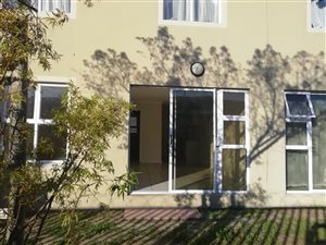 2 Bed Apartment in Surrey Estate