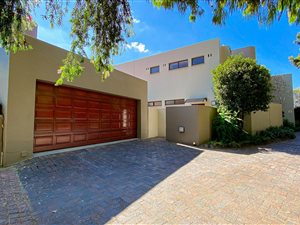 3 Bed Cluster in Hyde Park
