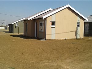 2 Bed House in Sky City