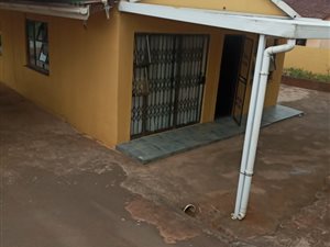 3 Bed House in Montclair
