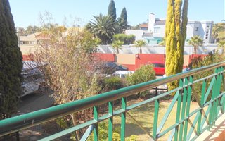 2 Bedroom Apartment in Marais Steyn Park