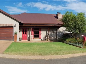 3 Bed House in Raslouw Glen