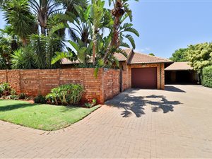 2 Bed Townhouse in Pierre van Ryneveld