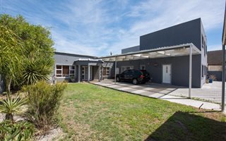 7 Bedroom House in Kenwyn