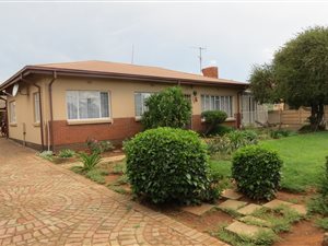 3 Bed House in Boltonia