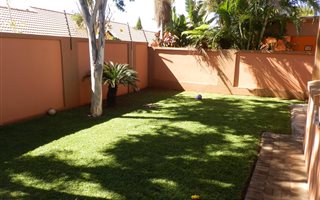 2 Bedroom Townhouse in Florauna