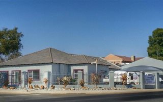 18 m² Office Space in Brackenhurst