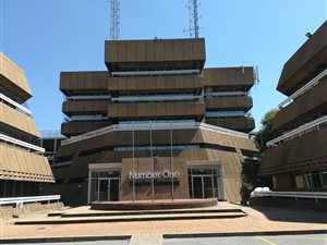 1980 m² Commercial space in Eastgate