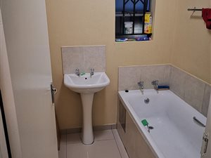 3 Bed House in Dainfern