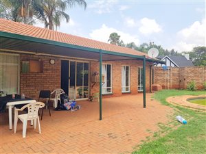 3 Bed House in Eldorette