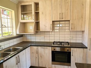 2 Bed Townhouse in Waterkloof Park