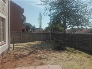 3 Bed Apartment in Glen Marais