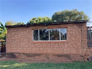 8.5 ha Farm in Bultfontein AH