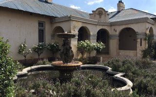 180 m² Office Space in Springs Central