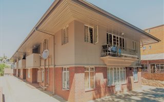 Bachelor apartment in Arcadia