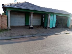 5 Bed House in Goudrand
