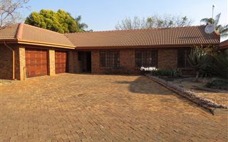 3 Bedroom House in Melodie