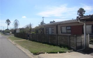 3 Bedroom House in Peerless Park