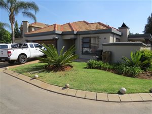 3 Bed House in Highveld