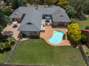 4 Bed House in Sharon Park