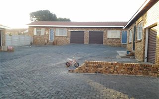 2 Bedroom Apartment in Fochville
