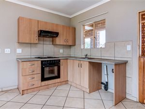 2 Bed Apartment in Krugersrus