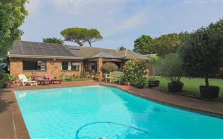 3 Bedroom House in Tokai