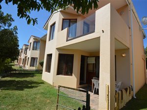 2 Bed Apartment in Seaside Longships