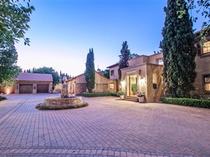 5 Bed House in Mooikloof Equestrian Estate
