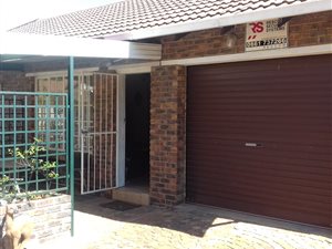 2 Bedroom House in Vanderbijlpark CE1