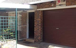 2 Bedroom House in Vanderbijlpark CE1