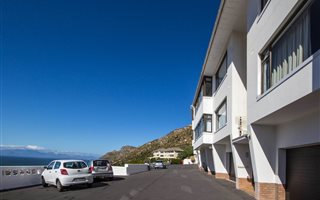 3 Bedroom Apartment in Fish Hoek