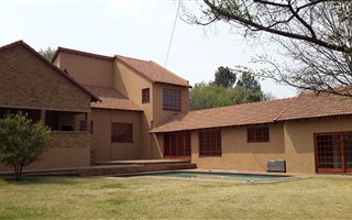 6 Bedroom House in Farrarmere