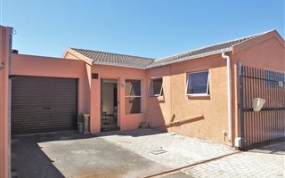 2 Bedroom House in Goodwood Estate