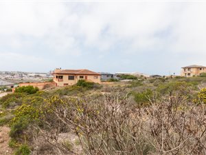 800 m² Land available in Island View