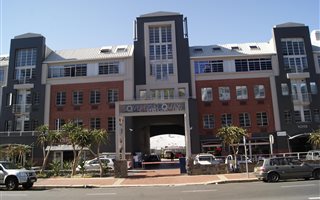 77 m² Commercial space in De Waterkant
