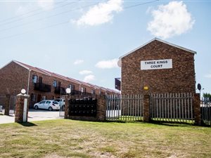 3 Bedroom Townhouse in Sherwood and surrounds