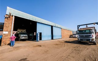 2190 m² Industrial space in Kirkney
