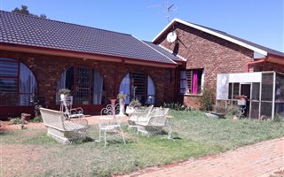 4.7 ha Farm in Wheatlands