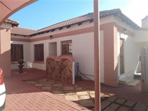 3 Bed Townhouse in Heatherdale