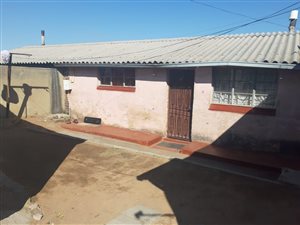 2 Bed House in Diepkloof