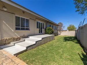 4 Bed House in Heidelberg Central
